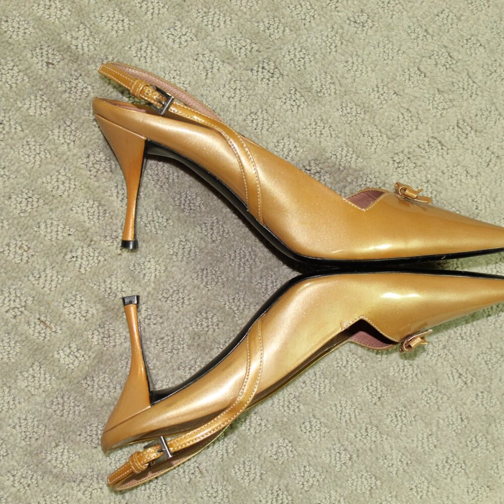 Prada Women's Size 7 / 37.5 Gold Patent Leather 3" Kitten Heel Bow Slingback - Picture 4 of 10